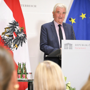 Juryvorsitzender Helmut Edelmayr, Hans Maršálek-Preis 2022 © Parlamentsdirektion / Johannes Zinner