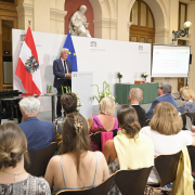 Juryvorsitzender Helmut Edelmayr, Hans Maršálek-Preis 2022 © Parlamentsdirektion / Johannes Zinner