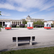 Fernaufnahme der Gedenkaktion am Wiener Heldenplatz © MKÖ / Sebastian Philipp